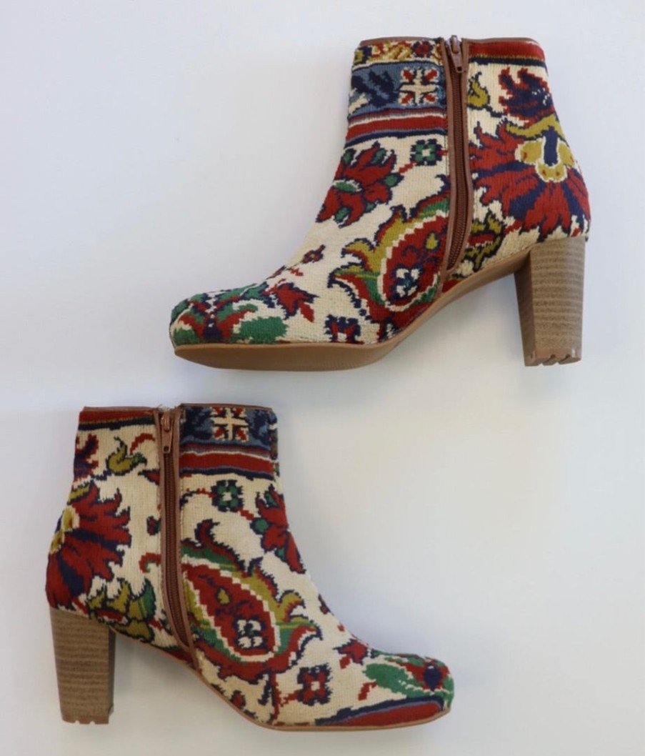 Women Farewell Frances | Carpet Boot 10.5/11 Cb4110